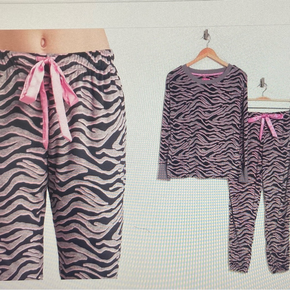 NWT Betsey Johnson lounge set